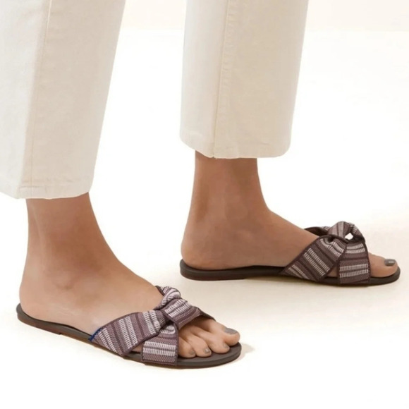 *NWOB* Rothy's The Knot Sandal in Taupe Stripe - Picture 1 of 7